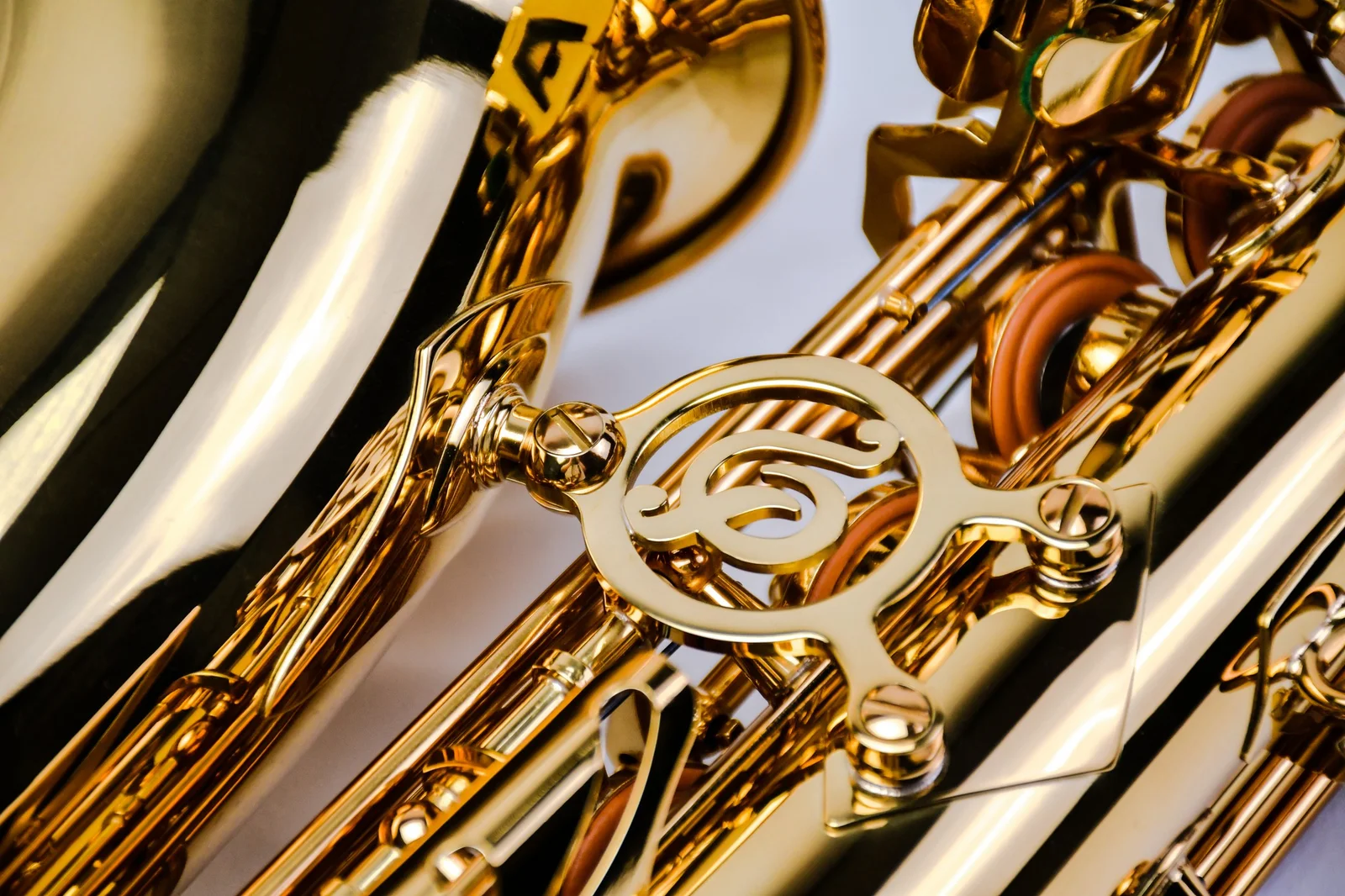 Tenor Saxophone Real Tone 201  view